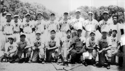 1949_bowie_teampicture