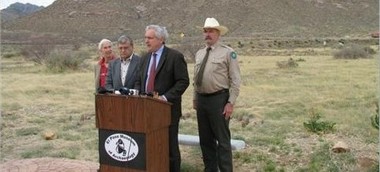 Senator Shapleigh talks about "Keep El Paso Wild" legislation
